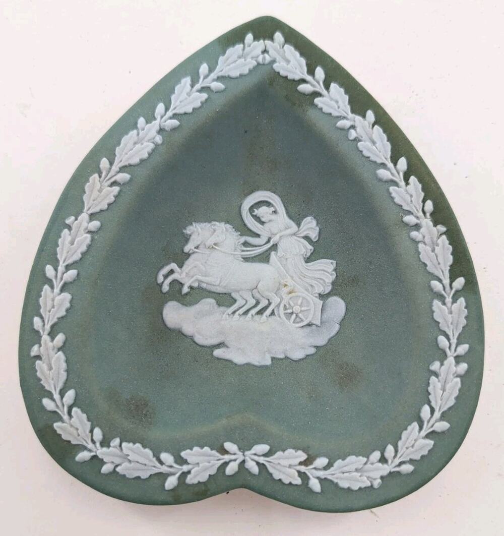 Vintage Wedgwood Sage Green Jasperware Heart Shaped Trinket Dish Pegasus